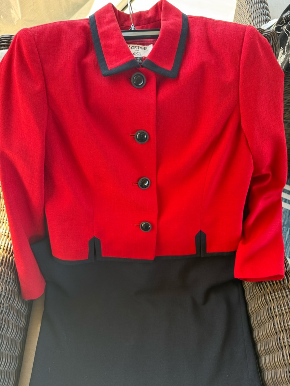 Kasper Red Cropped Jacket with Black Trim